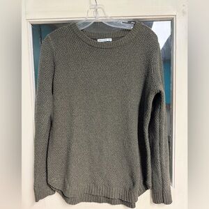 Pink Clover Textured Knit Sweater in Olive